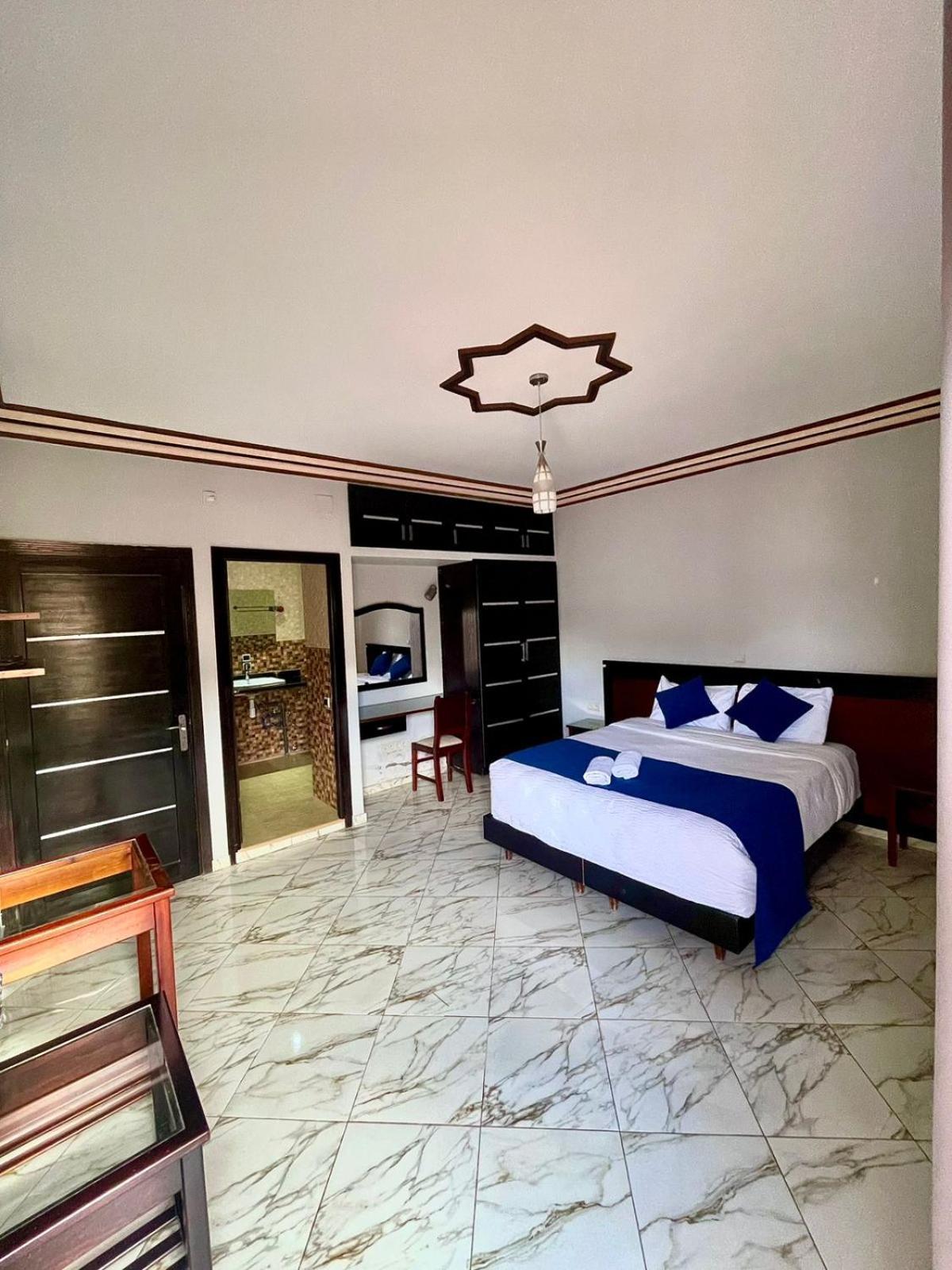 Maison D'Hotes Familiale "Dar Aboulanwar" Эль-Джадида Экстерьер фото