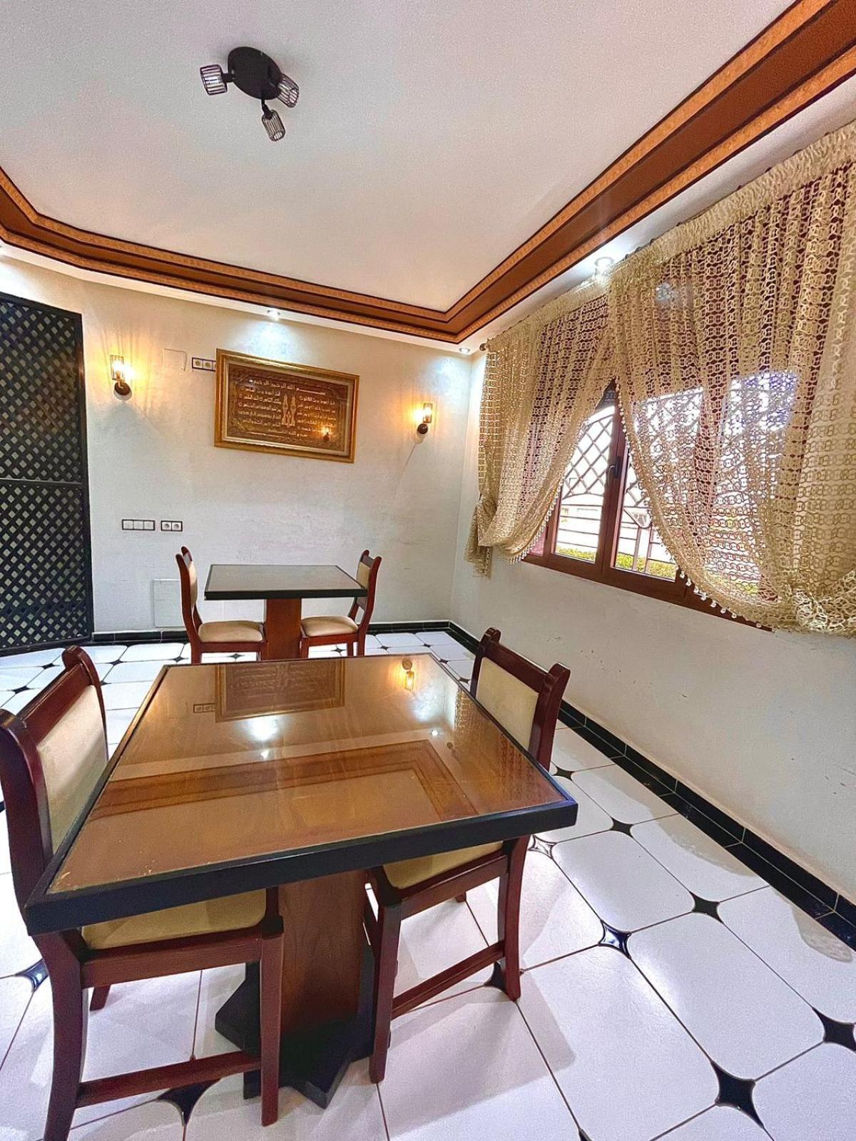 Maison D'Hotes Familiale "Dar Aboulanwar" Эль-Джадида Экстерьер фото