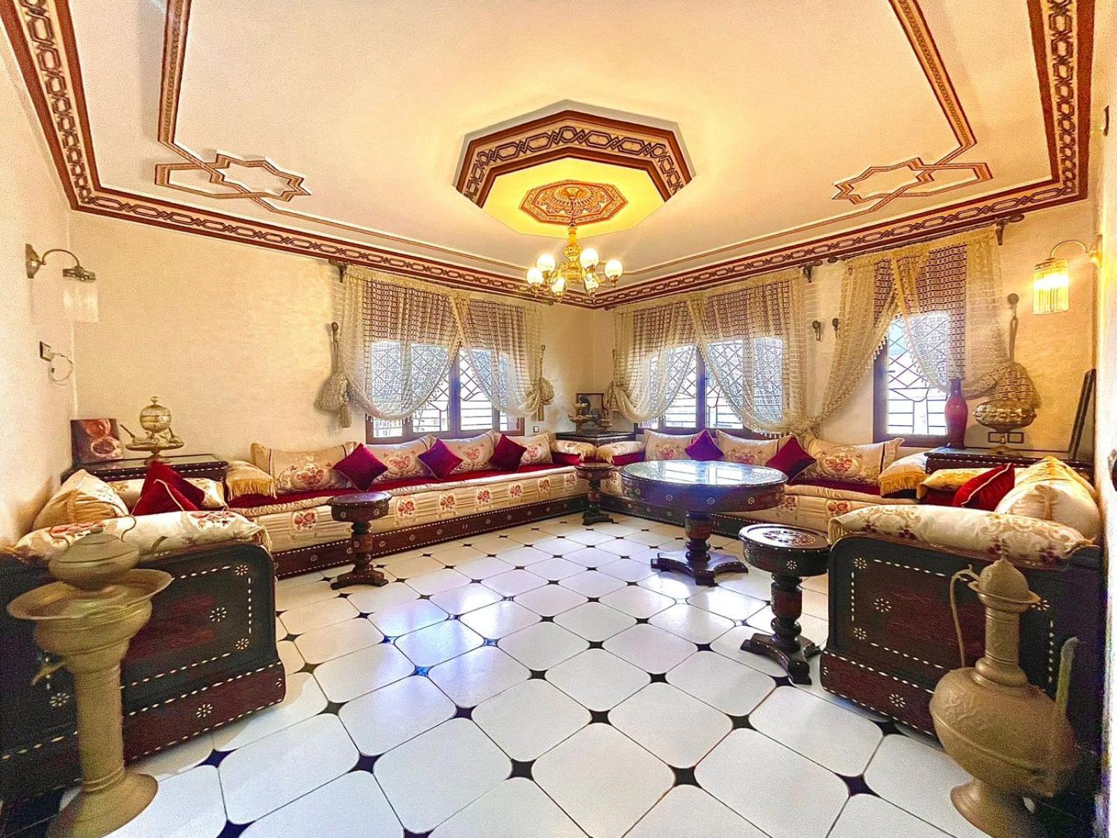 Maison D'Hotes Familiale "Dar Aboulanwar" Эль-Джадида Экстерьер фото
